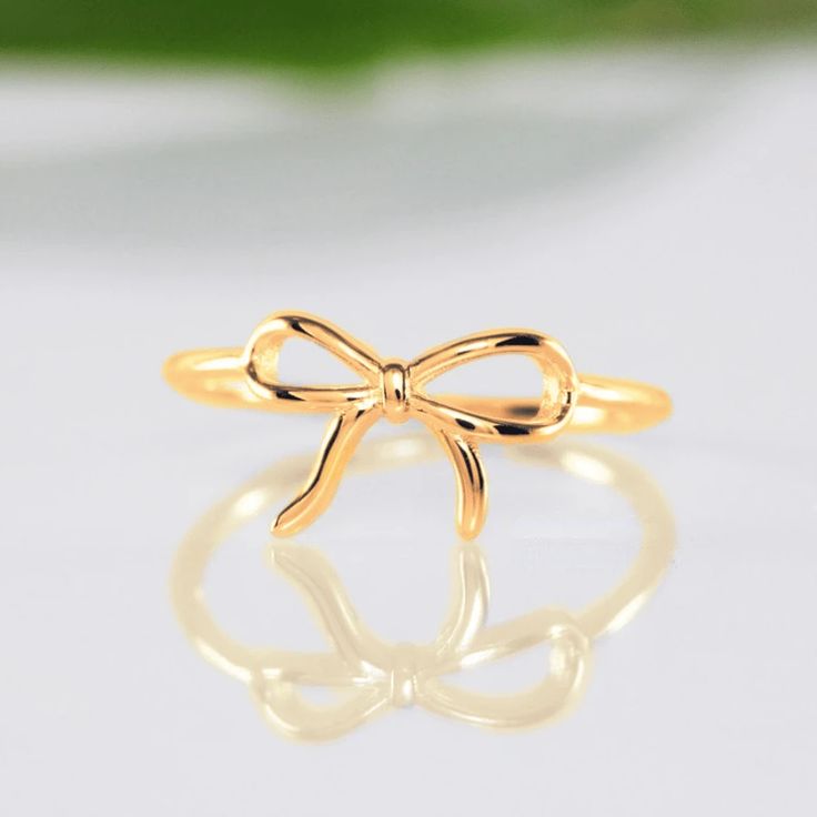 Minimal Bow Ring