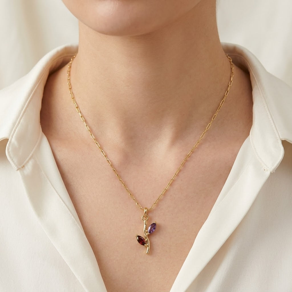 Gold Leaf Pendant Necklace – Elegant Women's Statement Jewelry