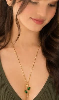 Elegant Green Leaf  Pendant Necklace for Women
